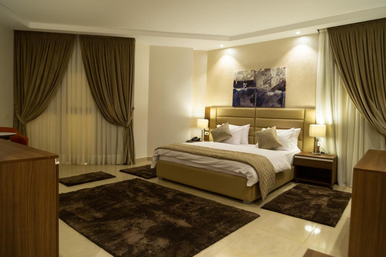 Diamond Land Hotel Madinat Al Ashir min Ramadan エクステリア 写真